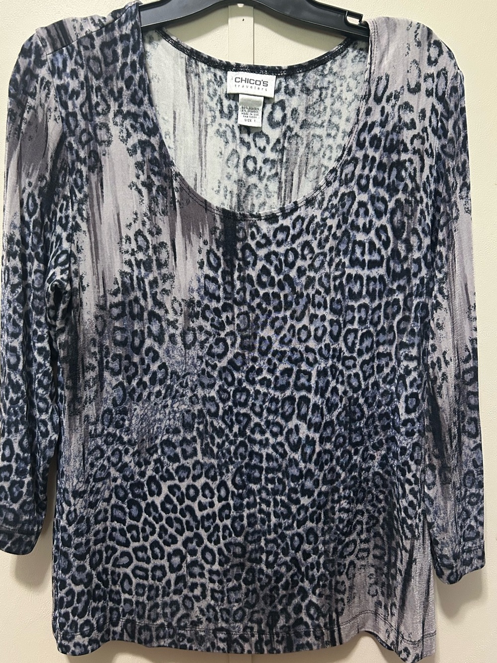 Chico's Travelers Black & Gray Leopard Print Scoop Neck Top